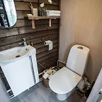 Lapland Landscape With Nature View, Sauna, Fireplace & Kitchen, Yllaes, Aekaeslompolo, Riverside Village *