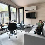 Lapland Landscape With Nature View, Sauna, Fireplace & Kitchen, Yllaes, Aekaeslompolo, Riverside Village *