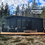 샬레 Lapland Landscape With Nature View, Sauna, Fireplace & Kitchen, Yllaes, Aekaeslompolo, Riverside Village *
