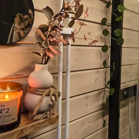 Lapland Landscape With Nature View, Sauna, Fireplace & Kitchen, Yllaes, Aekaeslompolo, Riverside Village Chalet