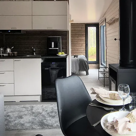 Chalet Lapland Landscape With Nature View, Sauna, Fireplace & Kitchen, Yllaes, Aekaeslompolo, Riverside Village