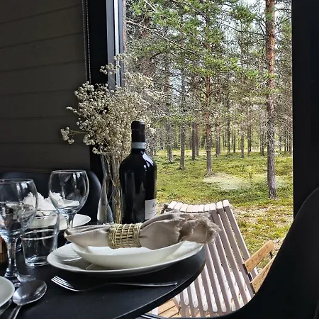 Lapland Landscape With Nature View, Sauna, Fireplace & Kitchen, Yllaes, Aekaeslompolo, Riverside Village Шале Экясломполо