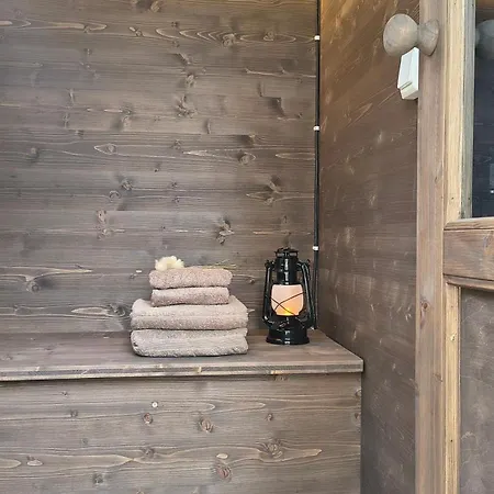 Шале Lapland Landscape With Nature View, Sauna, Fireplace & Kitchen, Yllaes, Aekaeslompolo, Riverside Village Экясломполо