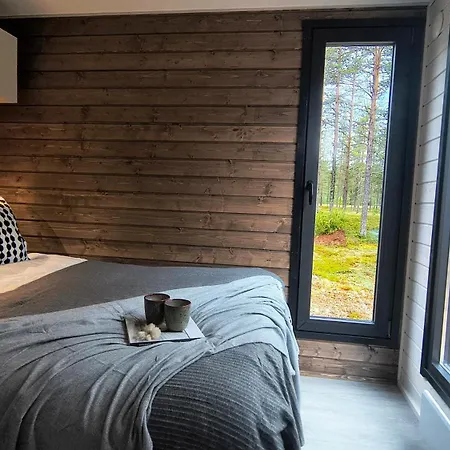 Шале Lapland Landscape With Nature View, Sauna, Fireplace & Kitchen, Yllaes, Aekaeslompolo, Riverside Village Экясломполо