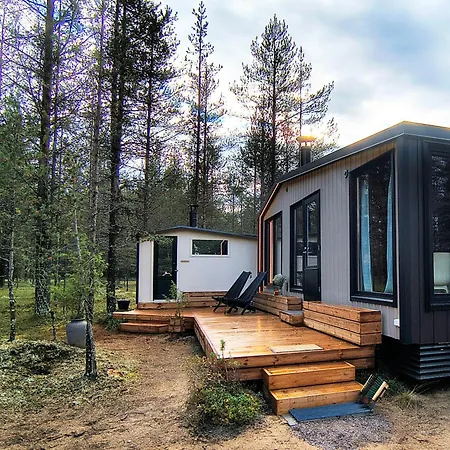 Lapland Landscape With Nature View, Sauna, Fireplace & Kitchen, Yllaes, Aekaeslompolo, Riverside Village *