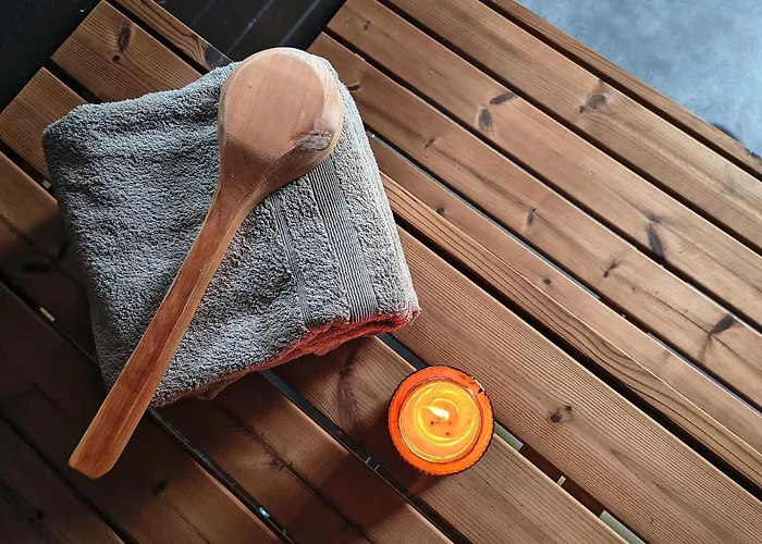 Lapland Landscape With Nature View, Sauna, Fireplace & Kitchen, Yllaes, Aekaeslompolo, Riverside Village *