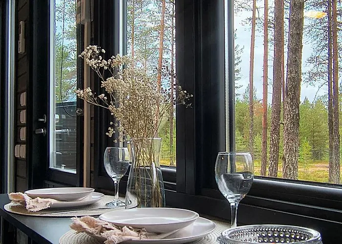 Lapland Landscape With Nature View, Sauna, Fireplace & Kitchen, Yllaes, Aekaeslompolo, Riverside Village Äkäslompolo